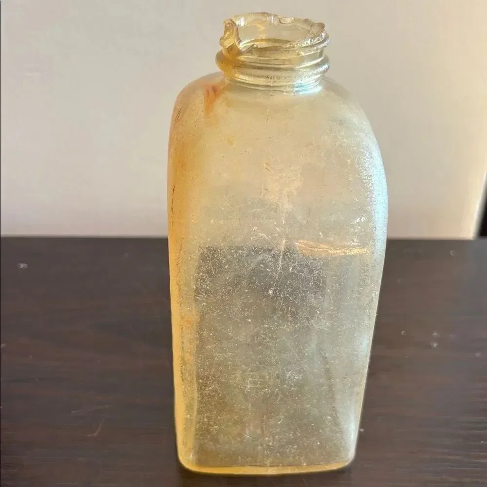 🎀Vintage🎀 1940s/50s Square Ribbed Bottle Found In The Sea